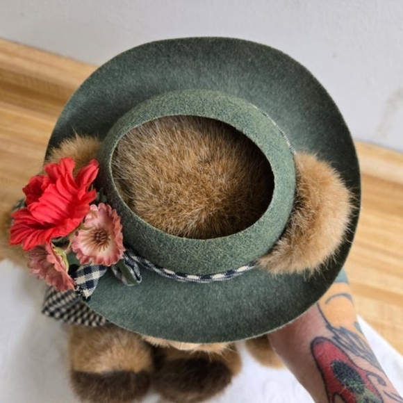 Vtg. Gund Bear Tails lady Ms. Teddy gingham dress, hat, 1985 - Picture 2 of 9